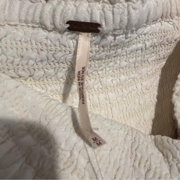 FREE PEOPLE Sz M Collecting Daisies Off Shoulder Bell Sleeves Mini Dress NEW - Picture 11 of 13